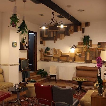 Mon Comeysuena Guesthouse Monforte De Lemos Exterior photo