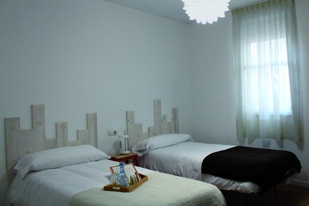 Mon Comeysuena Guesthouse Monforte De Lemos Room photo