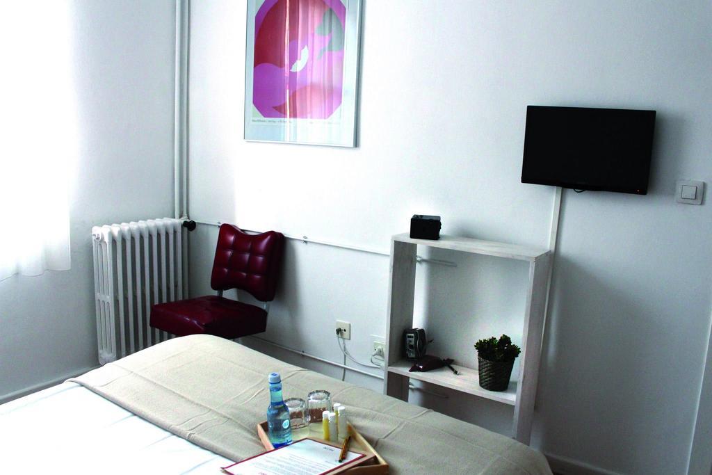 Mon Comeysuena Guesthouse Monforte De Lemos Room photo